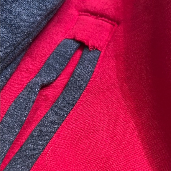 Mitchell & Ness Throwbacks Red Jacket - Picture 6 of 10